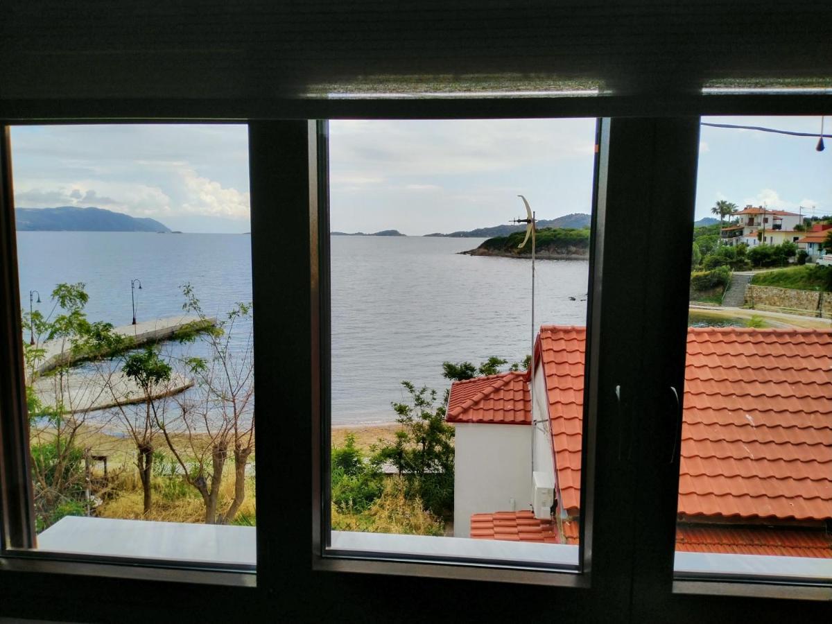 Gianni'S Apartment 1 By The Sea Амолиани Экстерьер фото