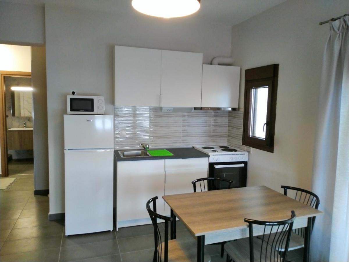 Gianni'S Apartment 1 By The Sea Амолиани Экстерьер фото