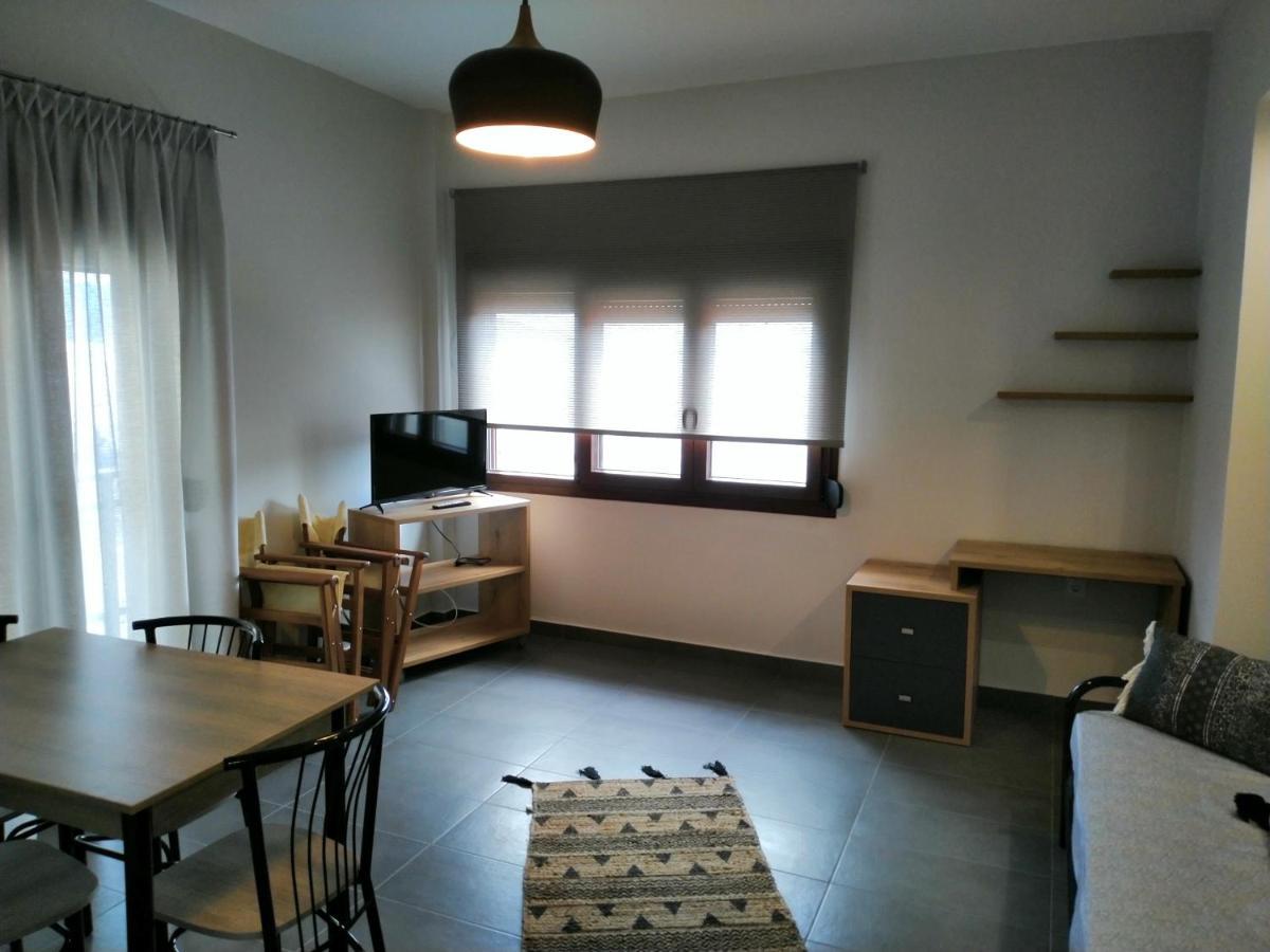 Gianni'S Apartment 1 By The Sea Амолиани Экстерьер фото