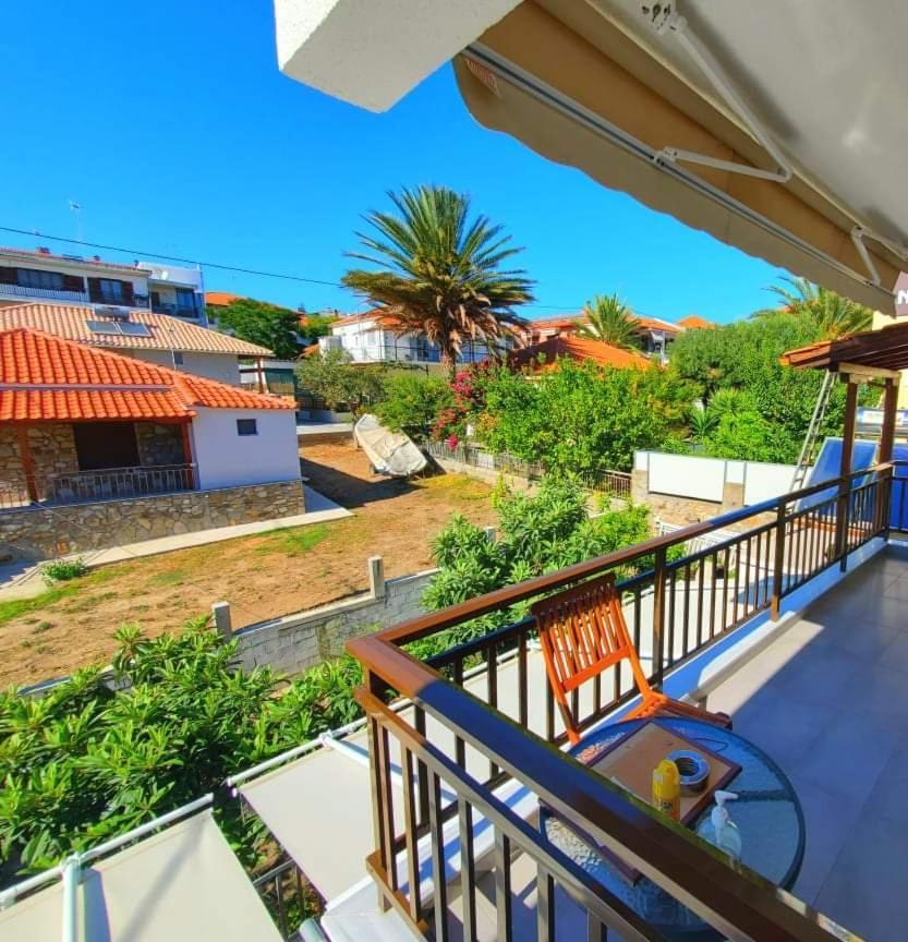 Gianni'S Apartment 1 By The Sea Амолиани Экстерьер фото